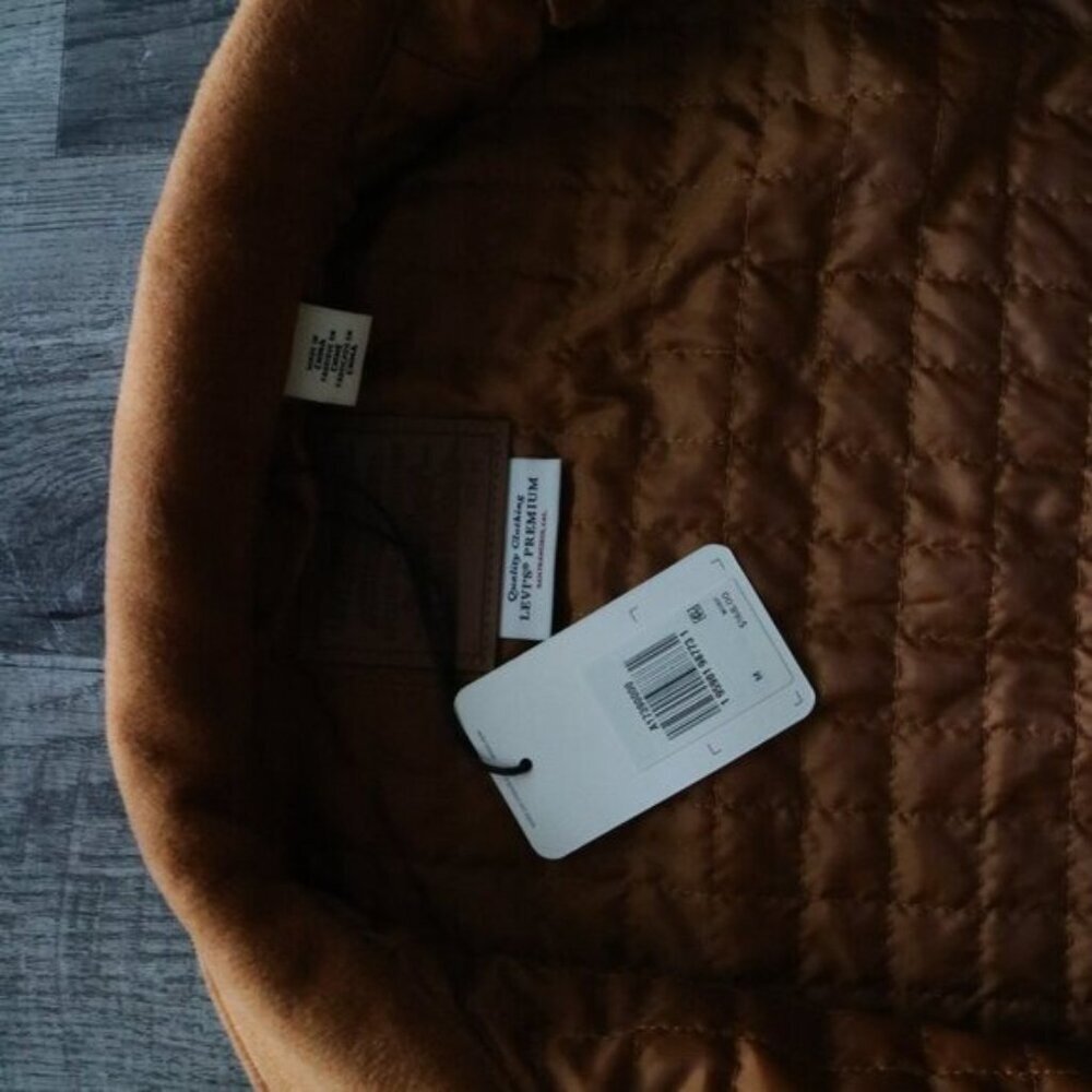 NWT Levi's Varsity Cozy Wool Trucker Jacket in Glazed Ginger Size Medium - Picture 7 of 8